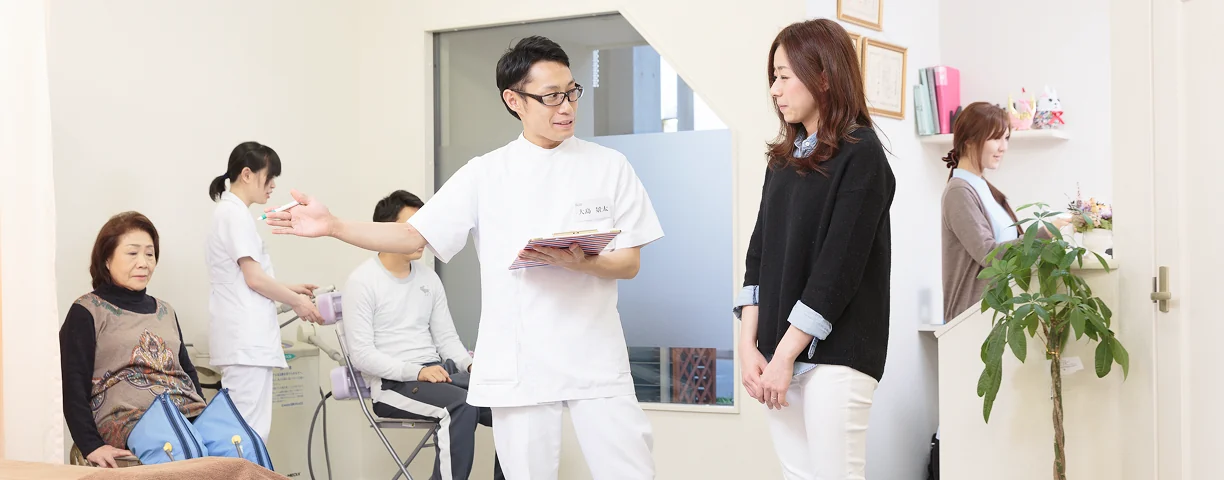 心身堂グループの施術風景